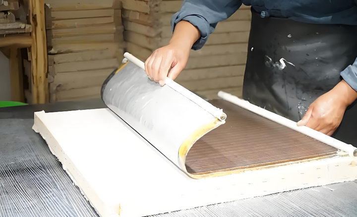 物理法VS化学法：为何消泡剂是造纸工业的泡沫控制首选